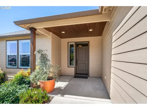 3155 45th Street Washougal WA 98671