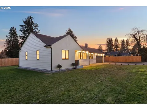 117 NW 9th Street Battle Ground WA 98604