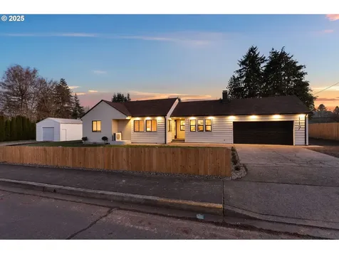 117 NW 9th Street Battle Ground WA 98604