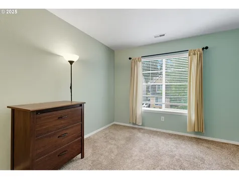 918 SE Marinette Avenue Hillsboro OR 97123
