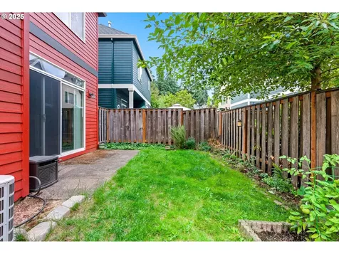 918 SE Marinette Avenue Hillsboro OR 97123
