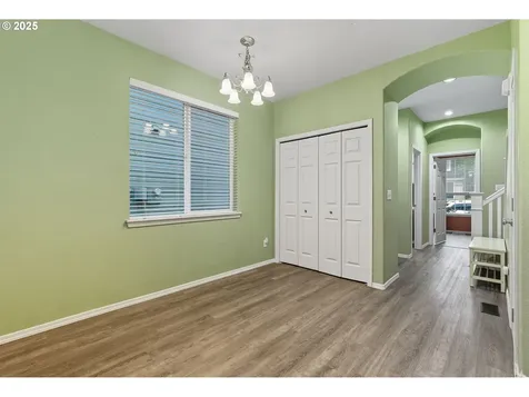 918 SE Marinette Avenue Hillsboro OR 97123