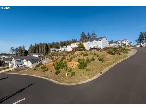6100 SE Jetty Avenue Lincoln City OR 97367