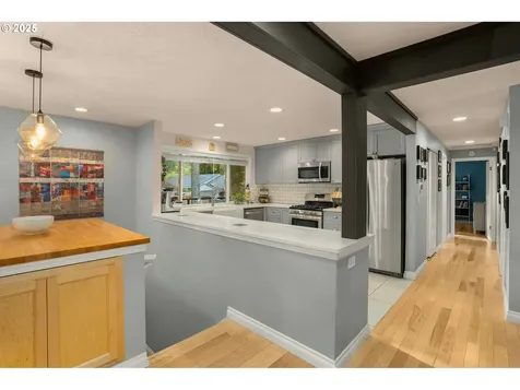 18863 Indian Springs Road Lake Oswego OR 97035