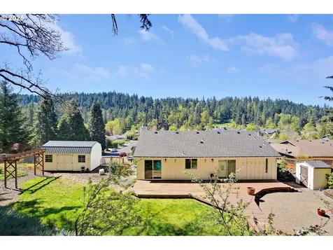 241 Silver Loop Silverton OR 97381