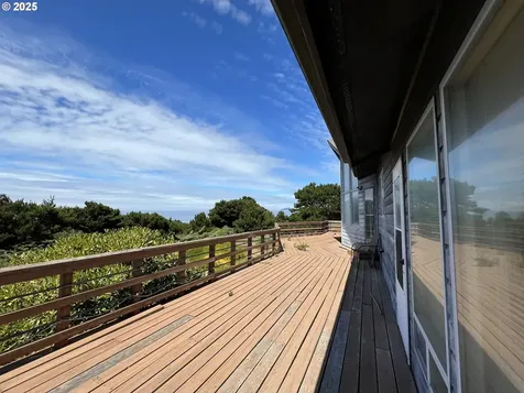 33636 Ophir Road Gold Beach OR 97444