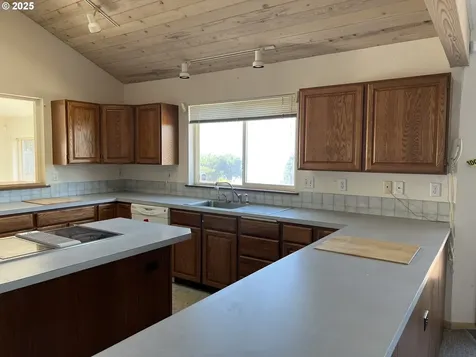 33636 Ophir Road Gold Beach OR 97444