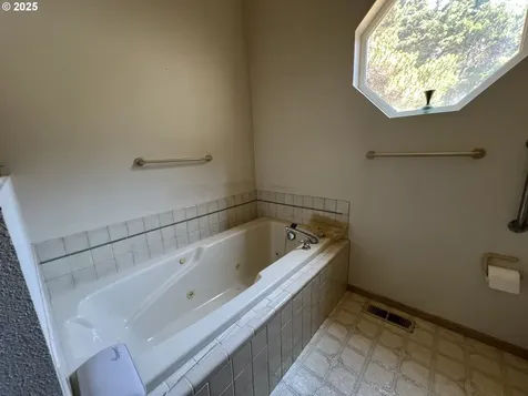 33636 Ophir Road Gold Beach OR 97444