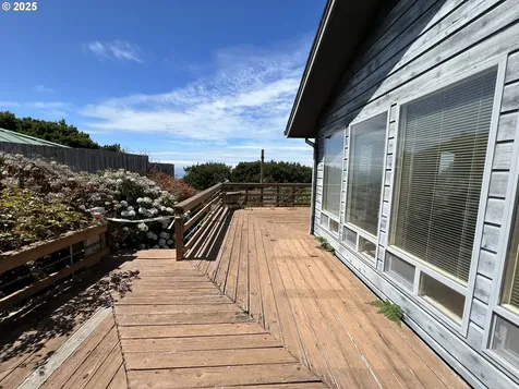 33636 Ophir Road Gold Beach OR 97444