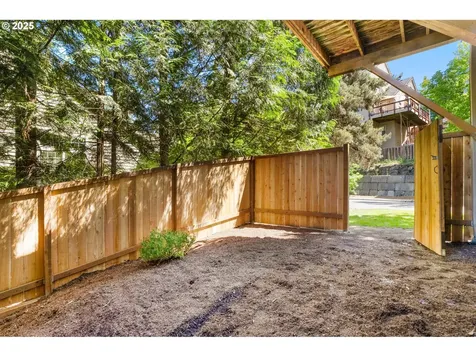 10494 NW Forestview Way Portland OR 97229