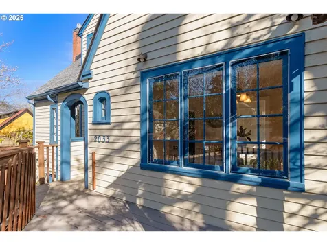 2033 E 19th Avenue Eugene OR 97403