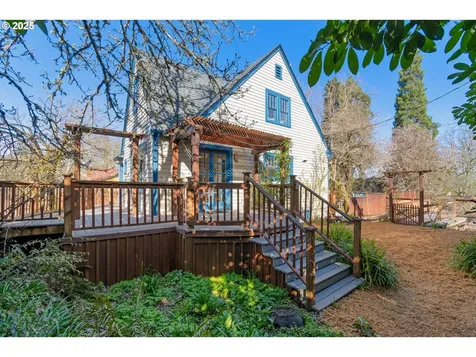 2033 E 19th Avenue Eugene OR 97403