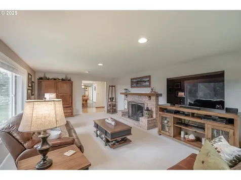 910 NW Overlook Drive Corvallis OR 97330