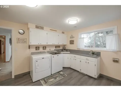 910 NW Overlook Drive Corvallis OR 97330