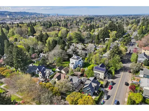 3825 SE Carlton Street Portland OR 97202