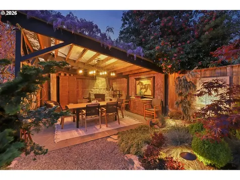 3825 SE Carlton Street Portland OR 97202