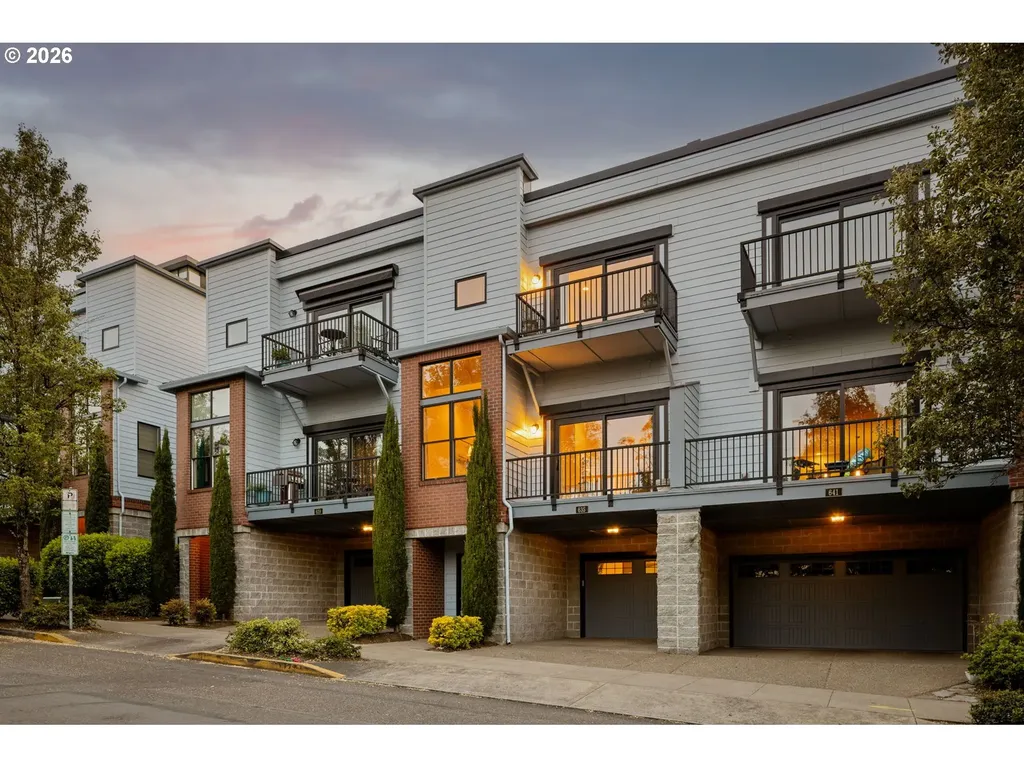 635 NW 24th Avenue Portland OR 97210