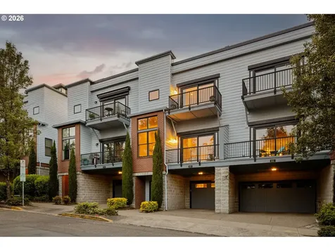 635 NW 24th Avenue Portland OR 97210
