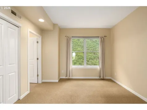 635 NW 24th Avenue Portland OR 97210
