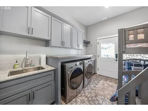 1552 Azalea Drive Elkton OR 97436