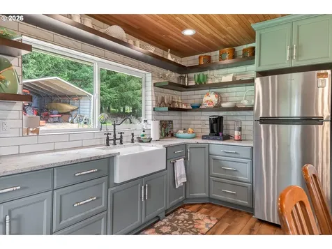 1552 Azalea Drive Elkton OR 97436