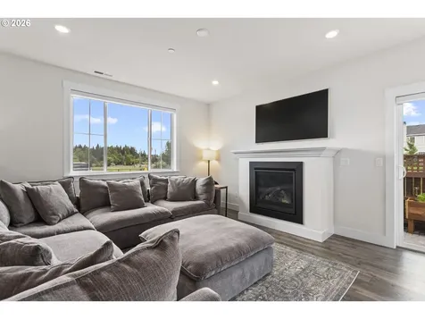 11000 SW Verdun Loop Wilsonville OR 97070