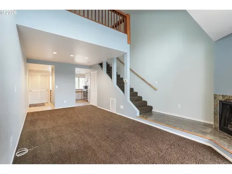 194 N Hayden Bay Drive Portland OR 97217