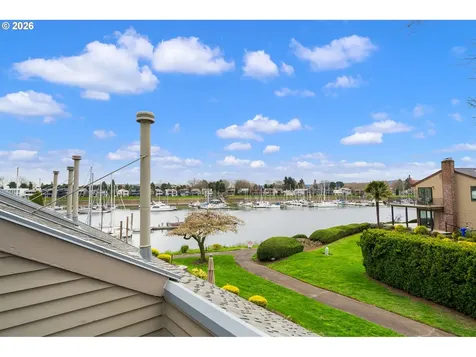 194 N Hayden Bay Drive Portland OR 97217