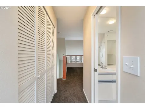 194 N Hayden Bay Drive Portland OR 97217