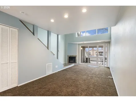 194 N Hayden Bay Drive Portland OR 97217