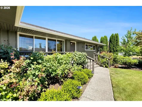 969 B Street Washougal WA 98671
