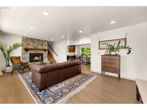 969 B Street Washougal WA 98671