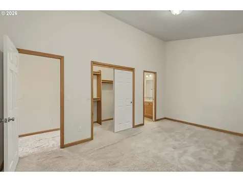 2132 SE 143rd Avenue Portland OR 97233