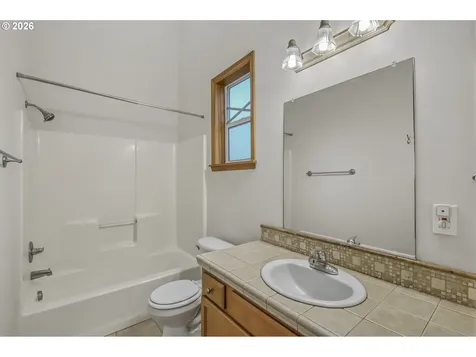 2132 SE 143rd Avenue Portland OR 97233