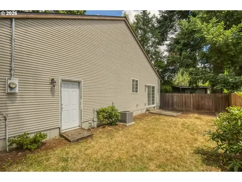 2132 SE 143rd Avenue Portland OR 97233