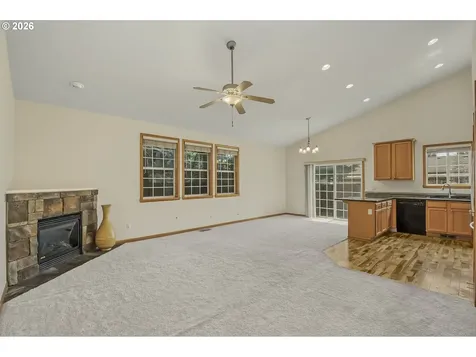2132 SE 143rd Avenue Portland OR 97233