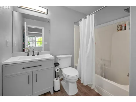 7358 NE Shaleen Street Hillsboro OR 97124