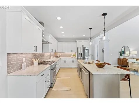 8397 SW 80th Avenue Portland OR 97223