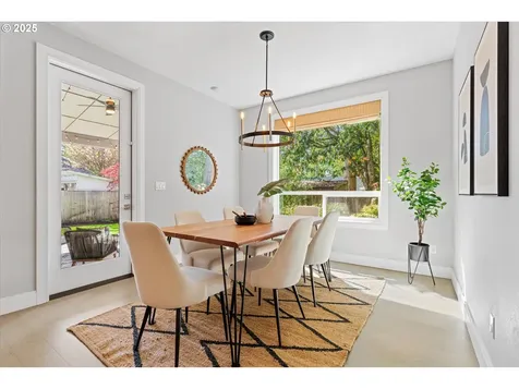 8397 SW 80th Avenue Portland OR 97223