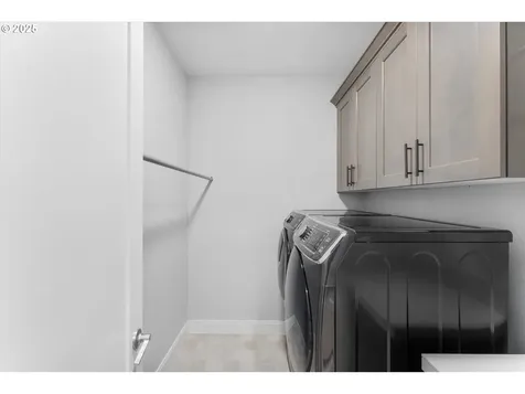 8397 SW 80th Avenue Portland OR 97223