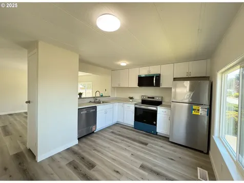 11316 NE 28th Street Vancouver WA 98660