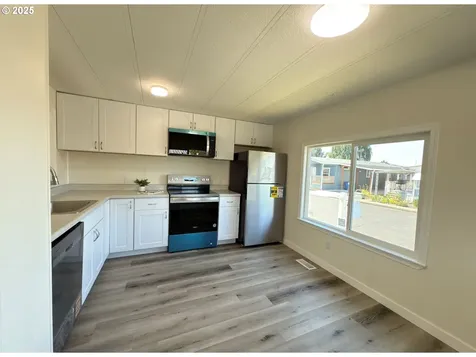 11316 NE 28th Street Vancouver WA 98660