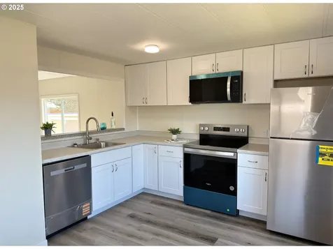 11316 NE 28th Street Vancouver WA 98660