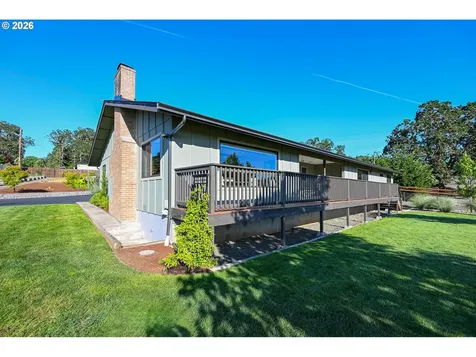 10 Ridgewood Drive Roseburg OR 97471