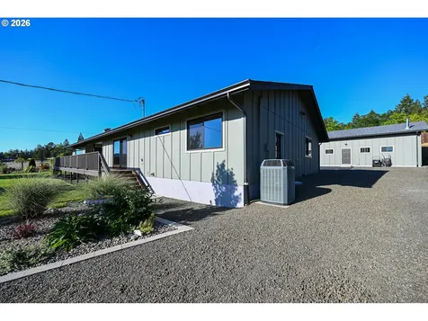 10 Ridgewood Drive Roseburg OR 97471