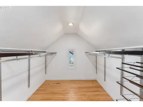 2950 SE Stephens Street Portland OR 97214