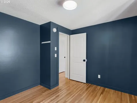 1011 NE 82nd Avenue Vancouver WA 98664