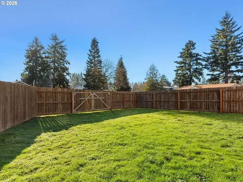 1011 NE 82nd Avenue Vancouver WA 98664