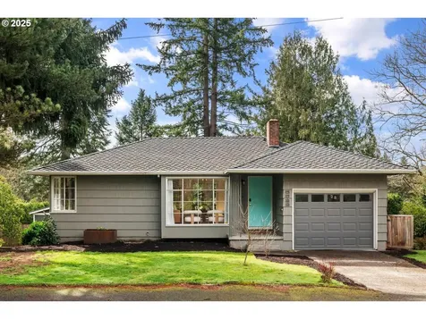 5522 SW Nebraska Street Portland OR 97221