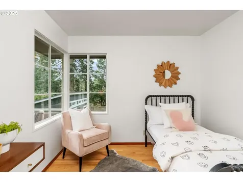 5522 SW Nebraska Street Portland OR 97221